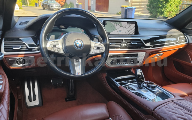 BMW 7-es sorozat 745Le xDrive Aut. személygépkocsi - 2998cm3 Hybrid 121447 6/12