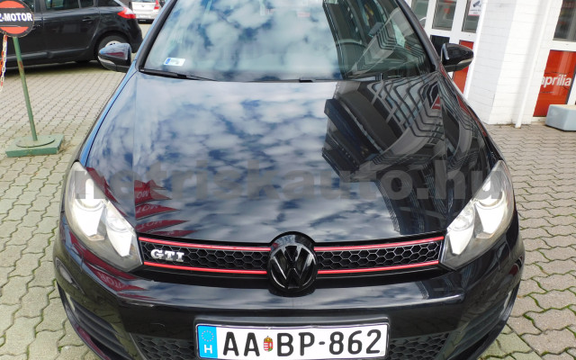 VW Golf 2.0 TSI GTI személygépkocsi - 1984cm3 Benzin 120472 12/12