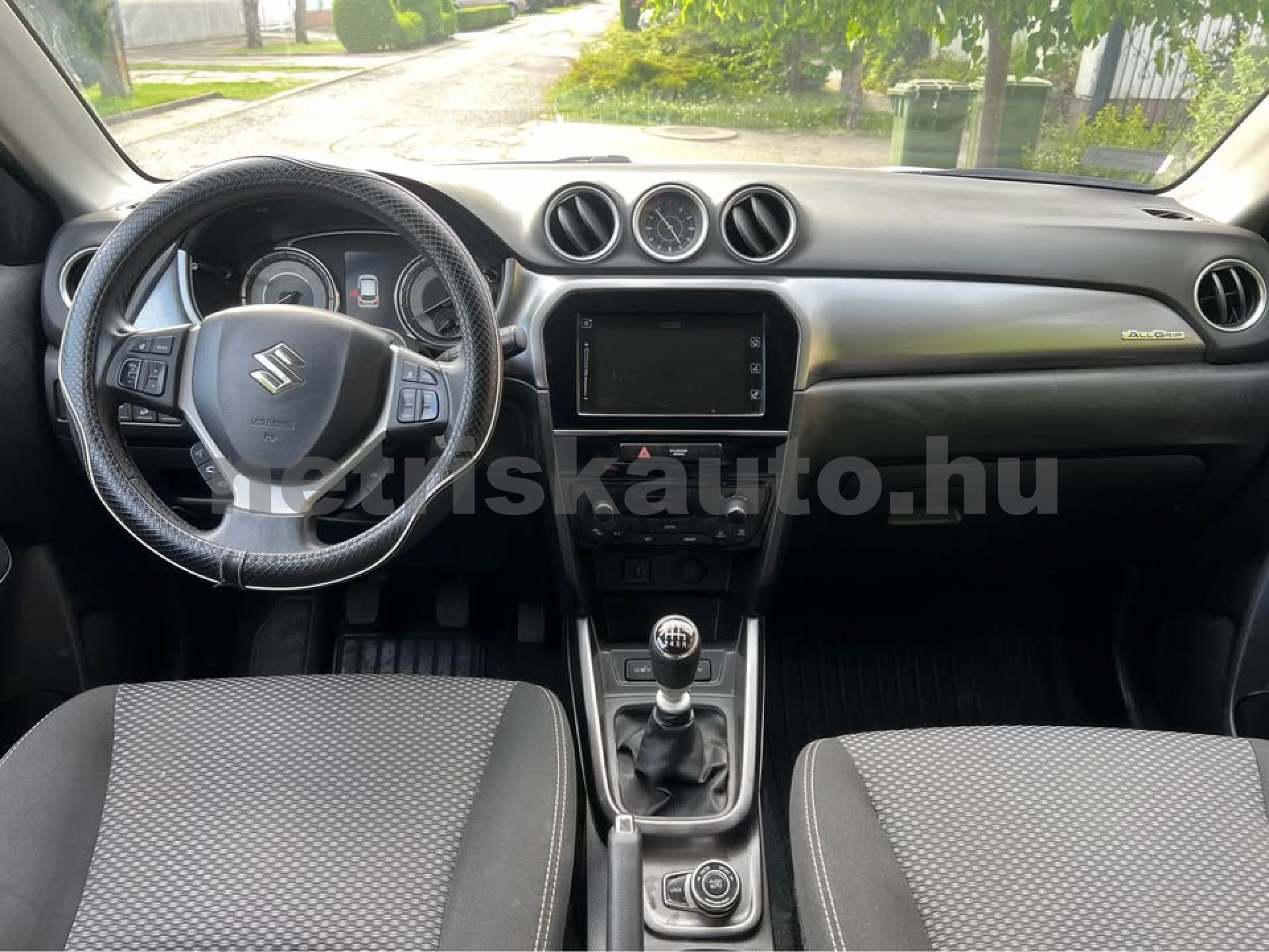 SUZUKI Vitara 1.4 Hybrid GL+ személygépkocsi - 1373cm3 Hybrid 121452 8/11