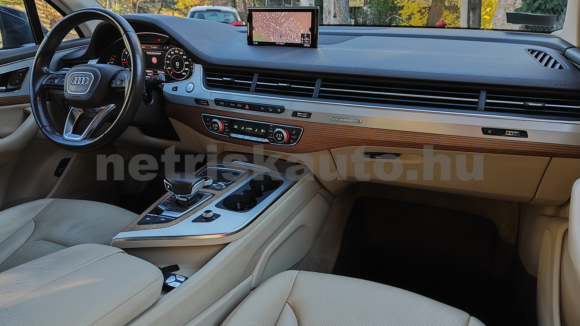 AUDI Q7 3.0 V6 TDI quattro tiptronic személygépkocsi - 2967cm3 Diesel 121310 6/12