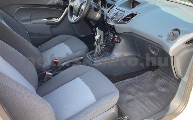 FORD Fiesta 1.4 TDCi tehergépkocsi 3,5t össztömegig - 1399cm3 Diesel 120217 7/8