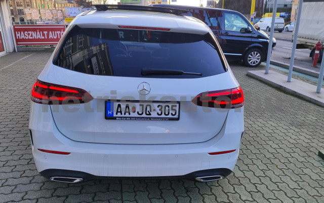 MERCEDES-BENZ B-osztály B 200 d AMG Line 8G-DCT személygépkocsi - 1950cm3 Diesel 121403 4/12