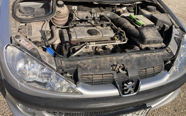 PEUGEOT 206 1.1 Look személygépkocsi - 1124cm3 Benzin 121618 5/10