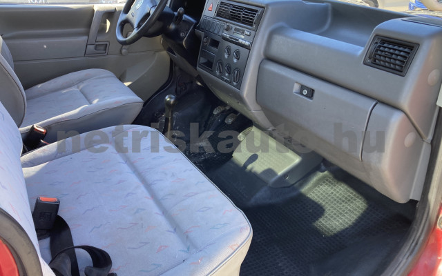 VW TRANSPORTER T4 2.5 7DB 1T2 9 FŐS KISBUSZ,MAGYAR OKMÁNYOS,GYORSAN ELVIHETŐ személygépkocsi - 2461cm3 Diesel 121383 7/10