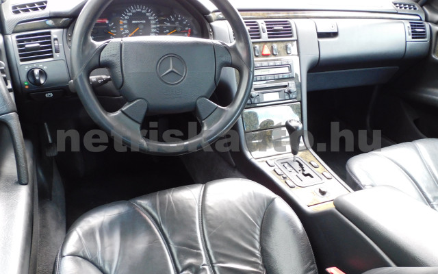 MERCEDES-BENZ E-osztály E 430 Avantgarde Aut. személygépkocsi - 4973cm3 Benzin 121147 6/12