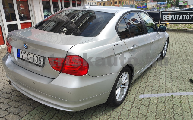 BMW 3-as sorozat 318d személygépkocsi - 1995cm3 Diesel 121509 12/12