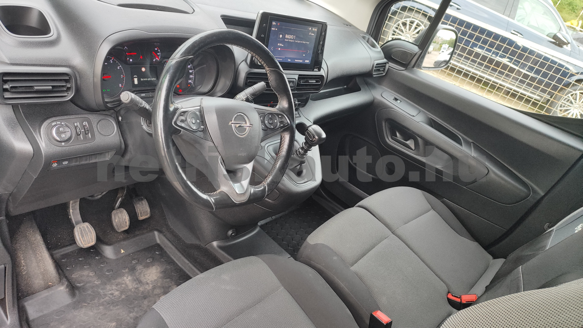 OPEL Combo 1.5 DTH L2H1 2.4t Cargo E. tehergépkocsi 3,5t össztömegig - 1499cm3 Diesel 121474 5/11