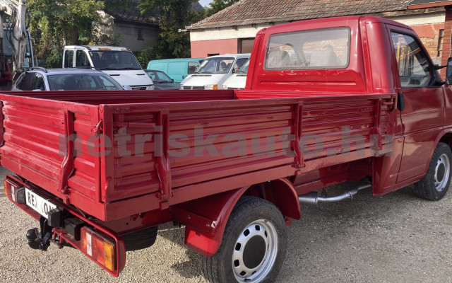 VW Transporter 2.4 70E 1F5 F tehergépkocsi 3,5t össztömegig - 2370cm3 Diesel 121621 4/8