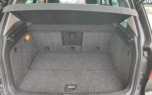 VW Tiguan 2.0 TSI Sport&Style DSG 4Motion személygépkocsi - 1984cm3 Benzin 121619 10/12