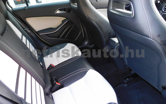 MERCEDES-BENZ A-osztály A 200 CDI 4Matic BlueEFF. AMGSp.7G- személygépkocsi - 2143cm3 Diesel 120318 9/12