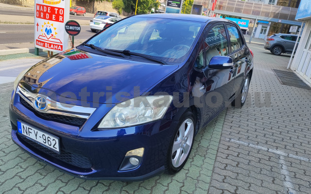 TOYOTA Auris 1.8 HSD Sol Navi Aut. személygépkocsi - 1798cm3 Hybrid 121524 11/12