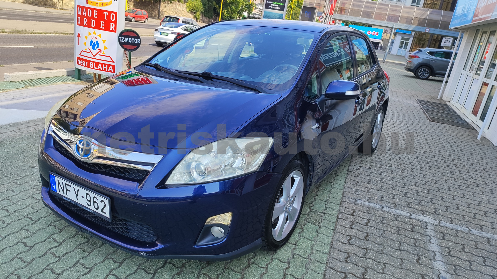 TOYOTA Auris 1.8 HSD Sol Navi Aut. személygépkocsi - 1798cm3 Hybrid 121524 11/12