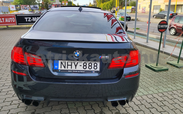 BMW 5-ös sorozat M5 DKG személygépkocsi - 4395cm3 Benzin 121152 4/12