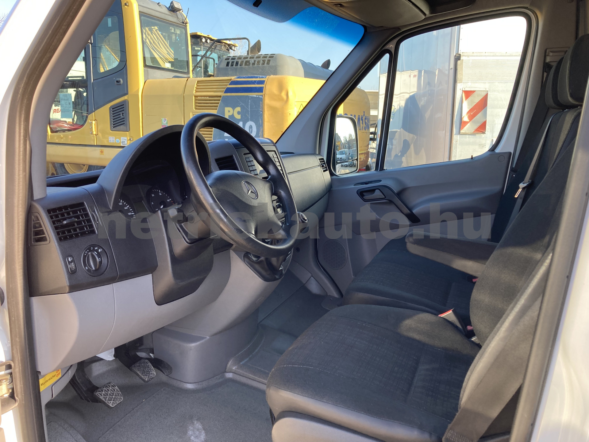 MERCEDES-BENZ Sprinter 210 CDI 906.613.13 tehergépkocsi 3,5t össztömegig - 2143cm3 Diesel 121082 8/9