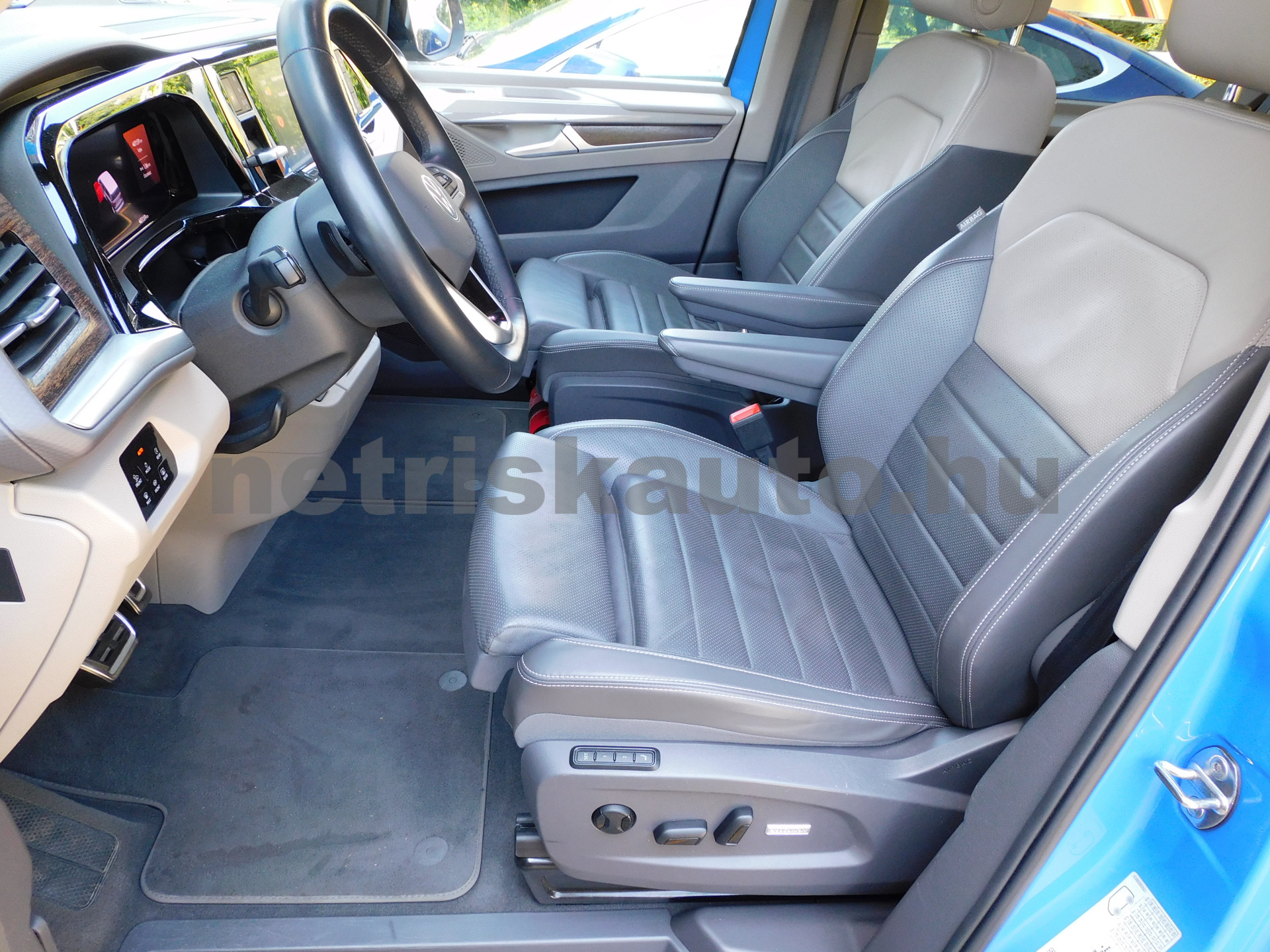 VW Transporter 1.4 TSI PHEV DSG HT (7 sz.) tehergépkocsi 3,5t össztömegig - 1395cm3 Hybrid 121205 5/12