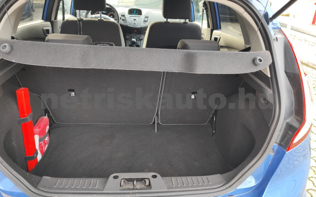 FORD Fiesta 1.25 Ambiente személygépkocsi - 1242cm3 Benzin 121340 10/12