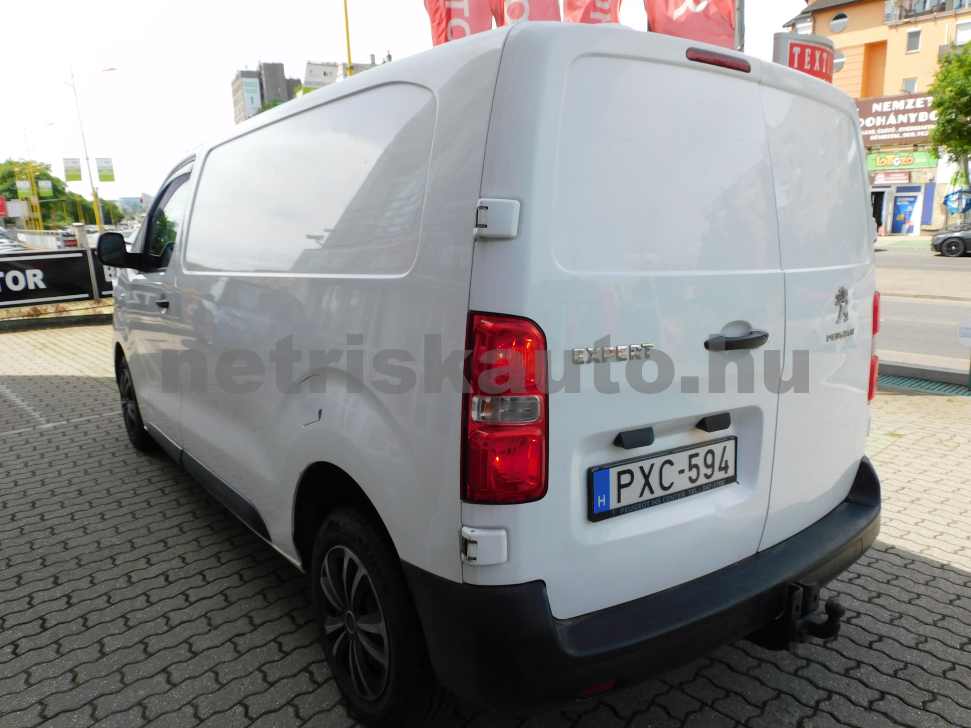 PEUGEOT Expert 2.0 BlueHDi L2 (3sz) Premium tehergépkocsi 3,5t össztömegig - 1997cm3 Diesel 121292 3/12