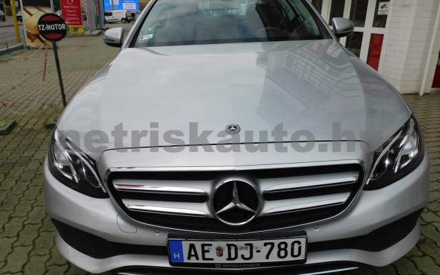 MERCEDES-BENZ E-osztály E 200 9G-TRONIC személygépkocsi - 1991cm3 Benzin 121214 4/12