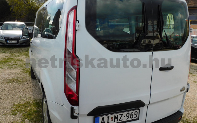 FORD Transit Custom 2.0 TDCi Tourneo 320 L1H1 Trend A.9 tehergépkocsi 3,5t össztömegig - 1995cm3 Diesel 121120 3/12