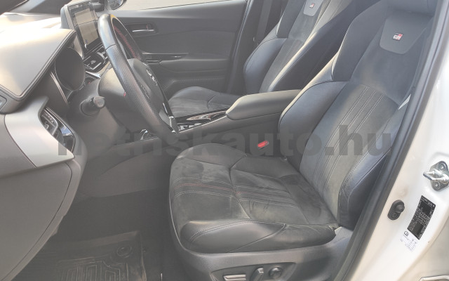 TOYOTA C-HR 2.0 Hybrid GR Sport e-CVT személygépkocsi - 1987cm3 Hybrid 121532 5/12
