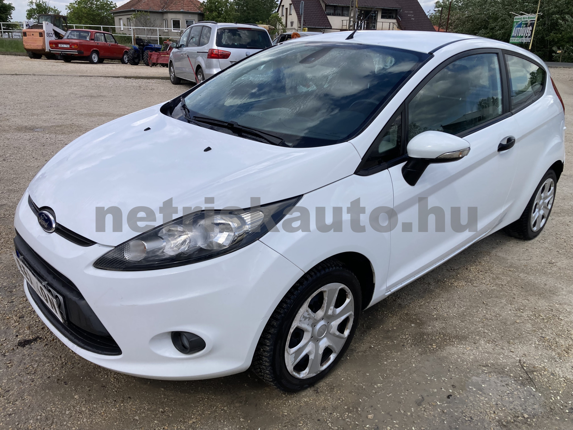FORD Fiesta 1.4 TDCi Ambiente EURO5 tehergépkocsi 3,5t össztömegig - 1399cm3 Diesel 121465 1/8