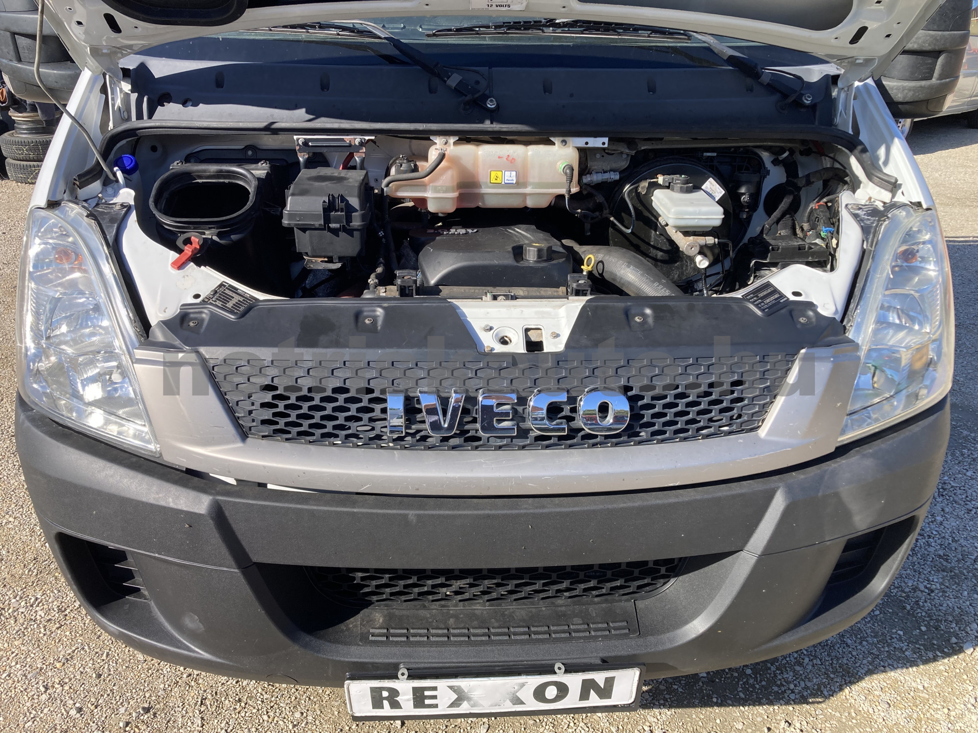 IVECO 35 35 C 15 3750 tehergépkocsi 3,5t össztömegig - 2998cm3 Diesel 120946 6/7