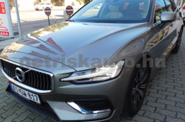 VOLVO V60 2.0 [B4] MHEV Ultimate Bright DCT személygépkocsi - 1969cm3 Hybrid 121241