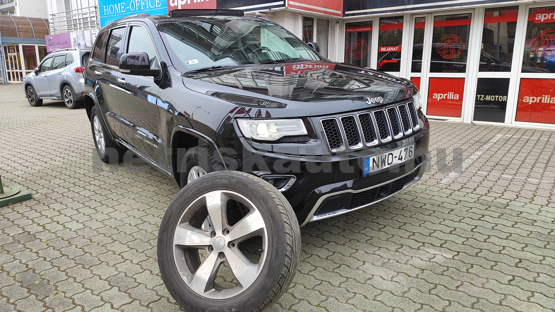 JEEP Grand Cherokee 3.0 V6 CRD Overland Aut. személygépkocsi - 2987cm3 Diesel 121427 1/12