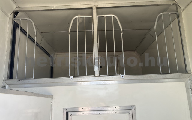 RENAULT Master 2.5 dCi L3H1 tehergépkocsi 3,5t össztömegig - 2463cm3 Diesel 121167 8/12