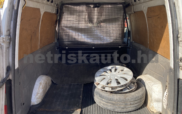 OPEL Combo 1.7 DI tehergépkocsi 3,5t össztömegig - 1686cm3 Diesel 121580 8/8