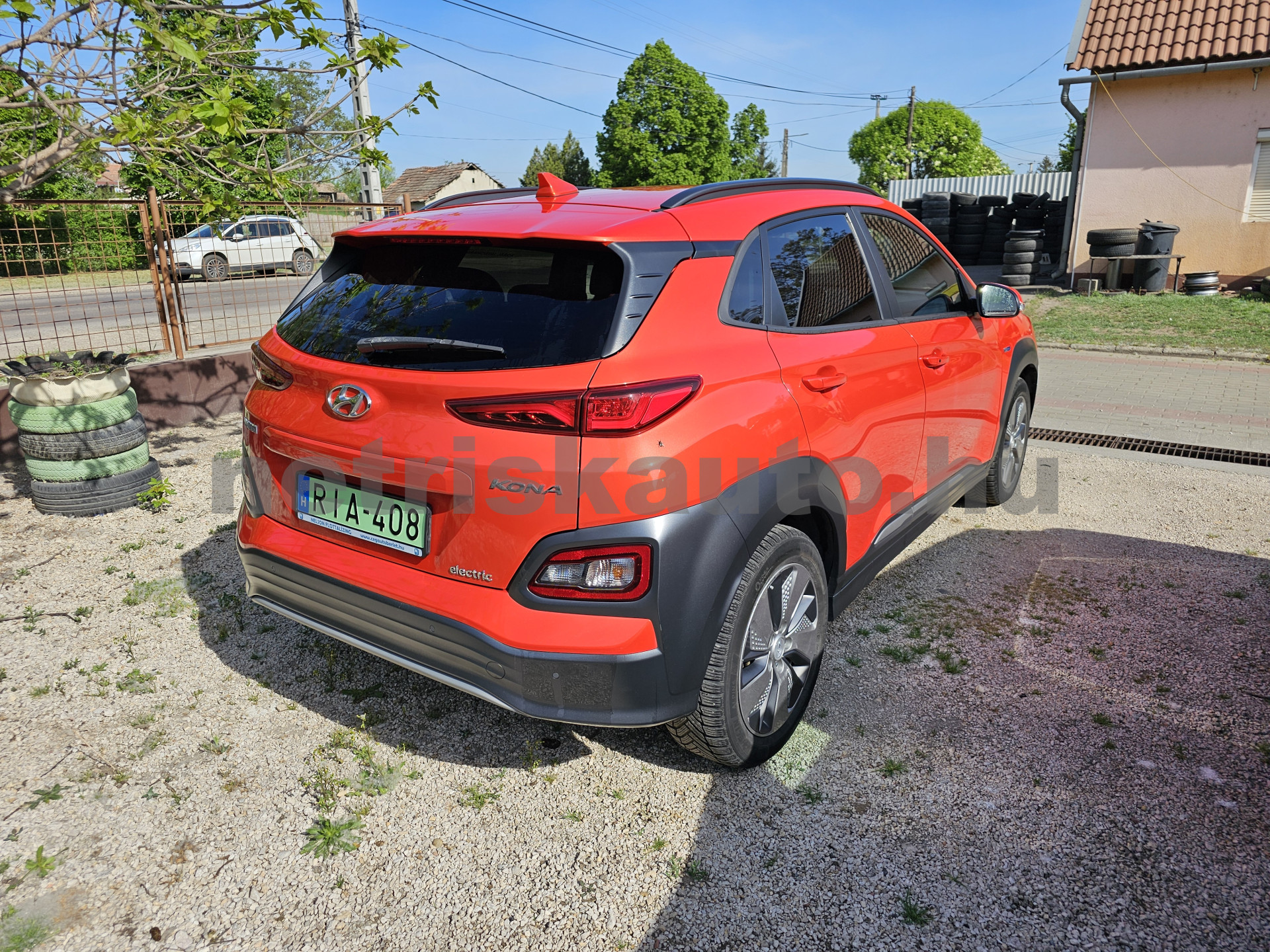 HYUNDAI Kona 64kWh Premium Edition személygépkocsi - cm3 Kizárólag elektromos 121400 2/7