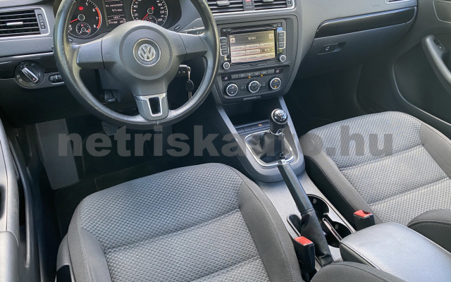 VW Jetta 1.2 TSI Comfortline személygépkocsi - 1197cm3 Benzin 121444 5/12