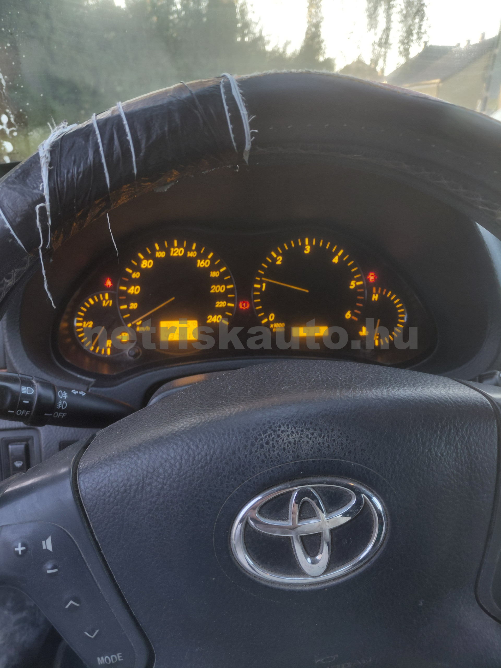 TOYOTA Avensis 2.0 D személygépkocsi - 1995cm3 Diesel 121370 3/5