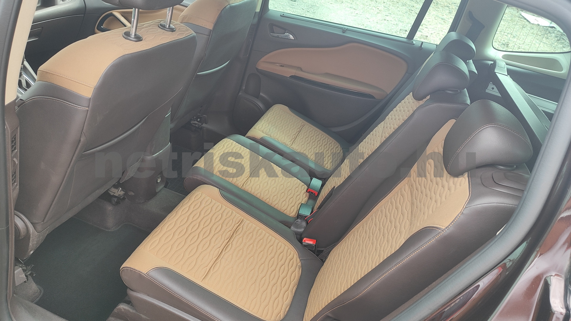 OPEL Zafira 2.0 CDTI Edition Aut. személygépkocsi - 1956cm3 Diesel 121569 9/12
