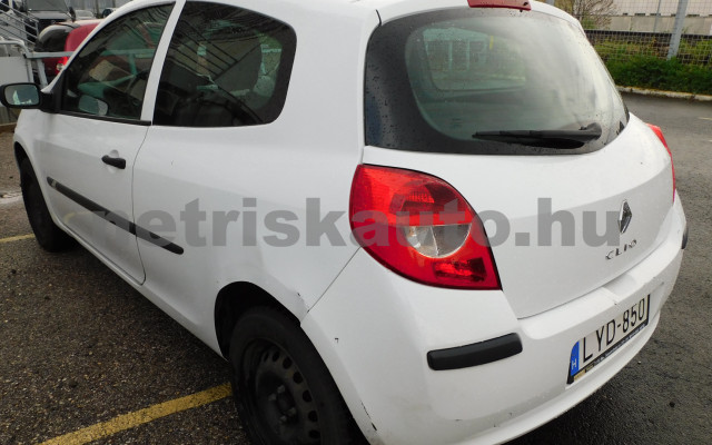 RENAULT Clio 1.5 dCi Komfort tehergépkocsi 3,5t össztömegig - 1461cm3 Diesel 120154 2/12
