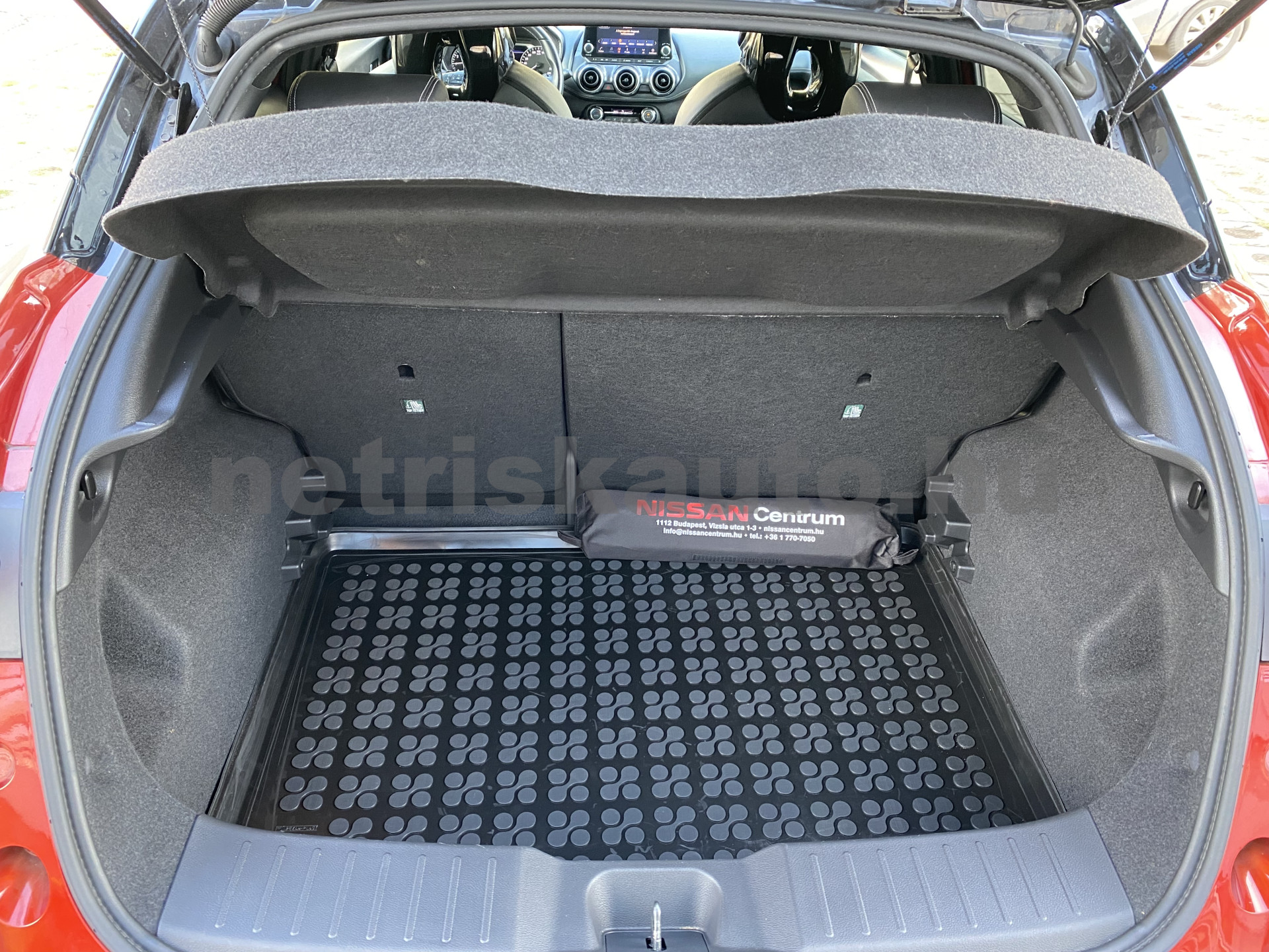 NISSAN Juke 1.0 DIG-T Tekna DCT személygépkocsi - 999cm3 Benzin 121394 10/12