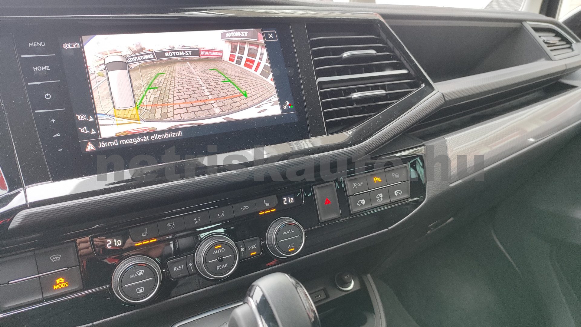 VW Transporter 2.0 TDI T6.1 Highline 4M DSG tehergépkocsi 3,5t össztömegig - 1968cm3 Diesel 121393 7/12