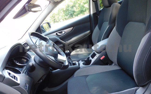NISSAN Qashqai 1.3 DIG-T N-Connecta személygépkocsi - 1332cm3 Benzin 120360 5/12
