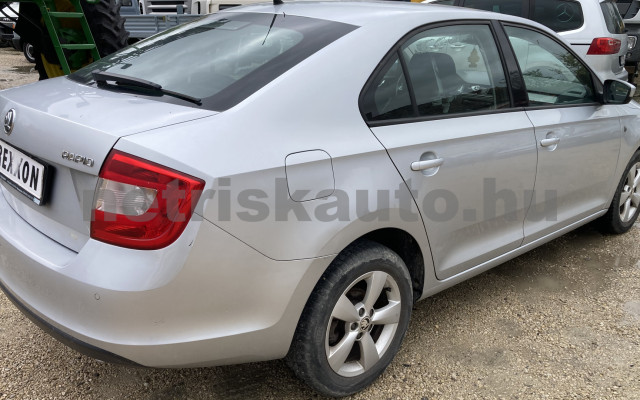 SKODA Rapid 1.6 CR TDI Ambition személygépkocsi - 1598cm3 Diesel 120197 3/10