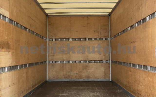 IVECO 35 35 S 18 3750 Aut. tehergépkocsi 3,5t össztömegig - 2998cm3 Diesel 121113 5/8