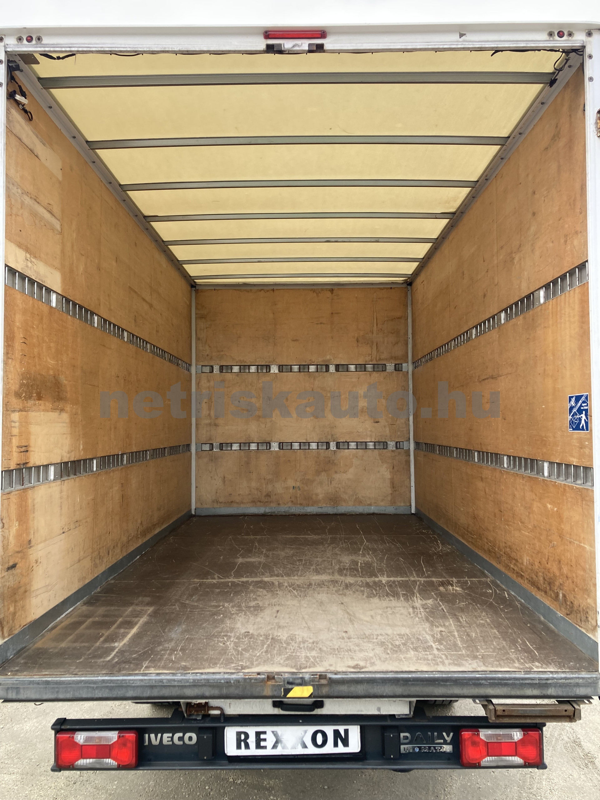 IVECO 35 35 S 18 3750 Aut. tehergépkocsi 3,5t össztömegig - 2998cm3 Diesel 121113 5/8