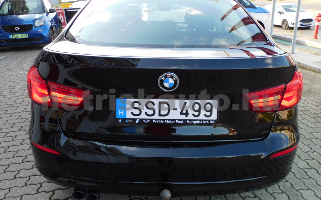 BMW 3-as sorozat 330d xDrive Sport Aut. személygépkocsi - 2993cm3 Diesel 121262 4/12