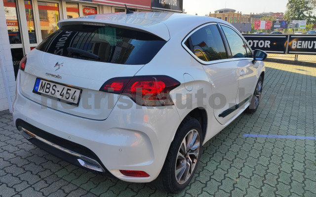 CITROEN DS4 1.6 HDi Style személygépkocsi - 1560cm3 Diesel 121545 12/12