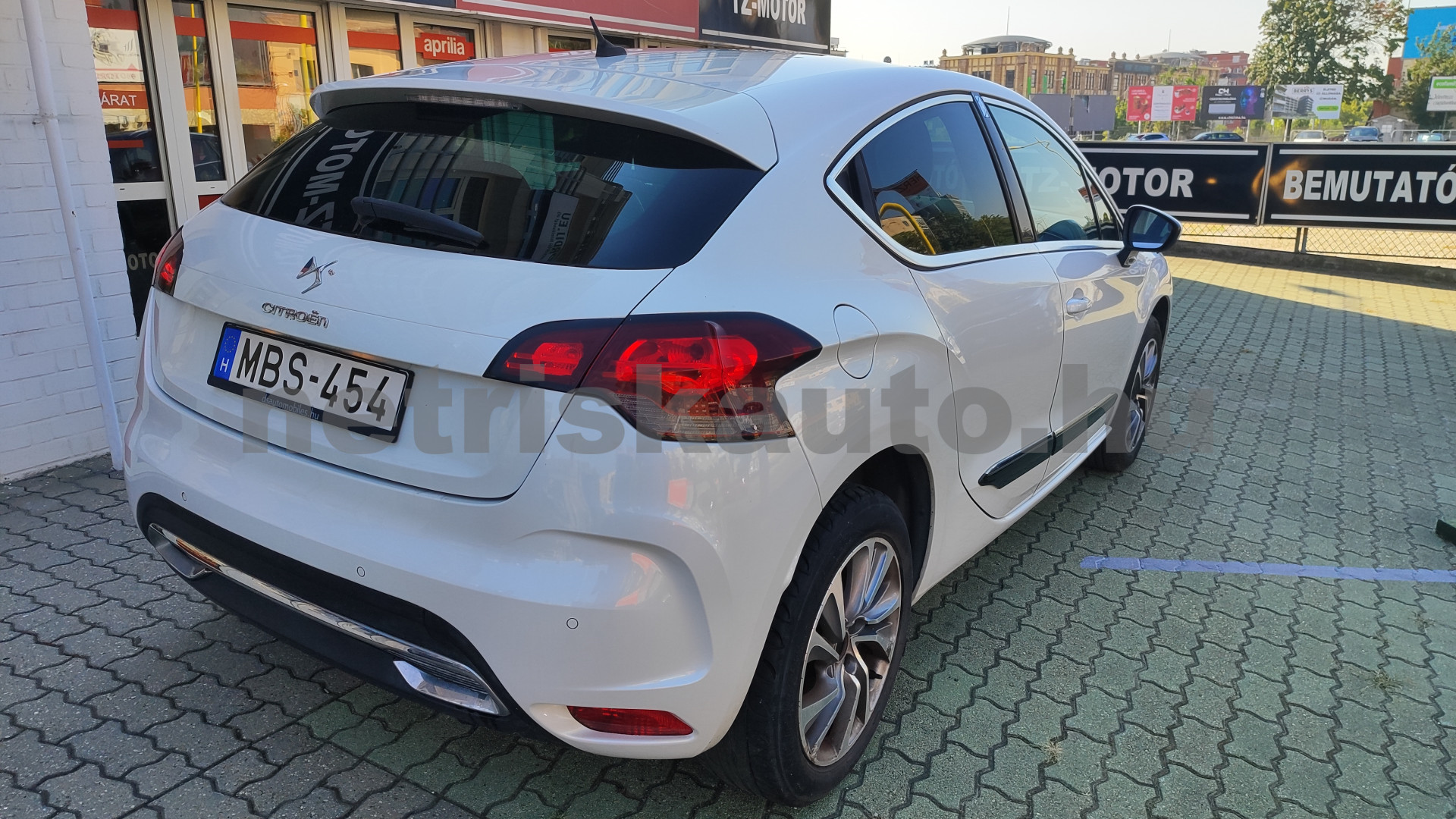 CITROEN DS4 1.6 HDi Style személygépkocsi - 1560cm3 Diesel 121545 12/12