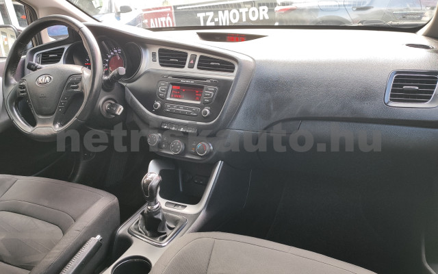 KIA Carens személygépkocsi - 1396cm3 Diesel 121299 7/12