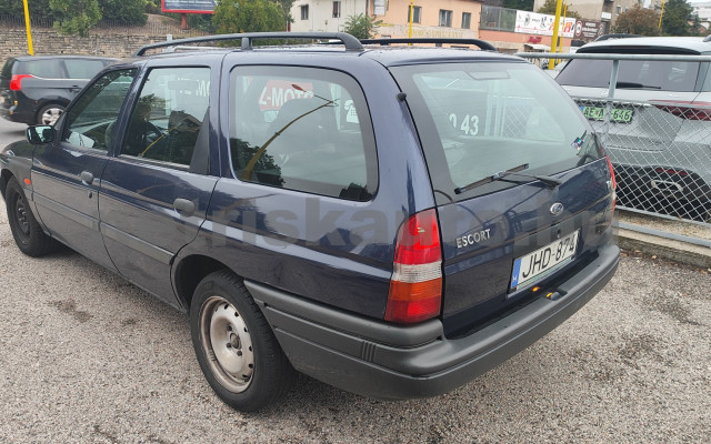 FORD Escort 1.6 16V Classic személygépkocsi - 1597cm3 Benzin 121276 2/11
