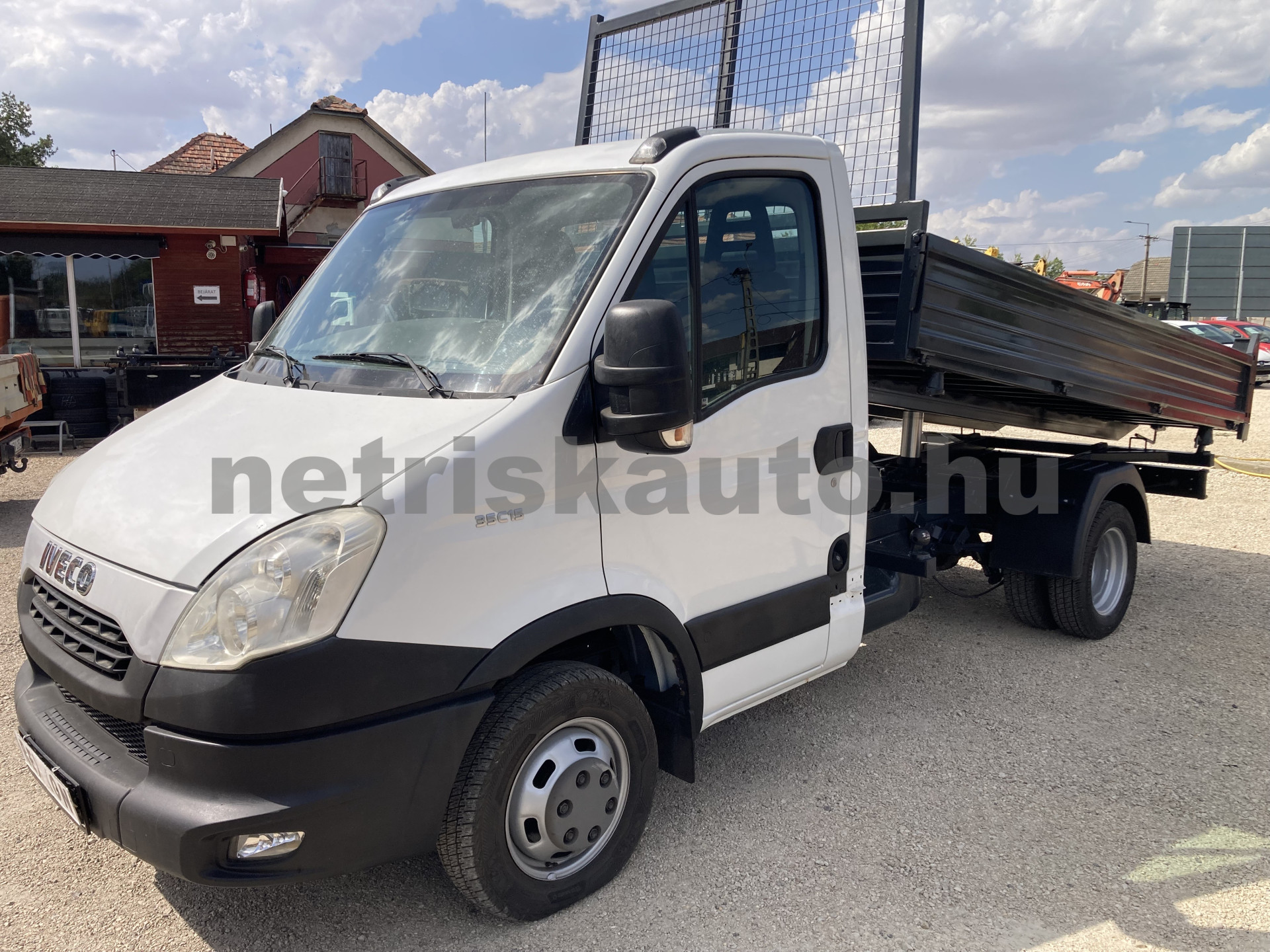 IVECO 35 35 C 15 3450 tehergépkocsi 3,5t össztömegig - 2998cm3 Diesel 121559 2/9