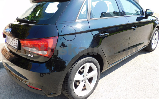 AUDI A1 1.4 TFSI Design személygépkocsi - 1395cm3 Benzin 120367 4/12