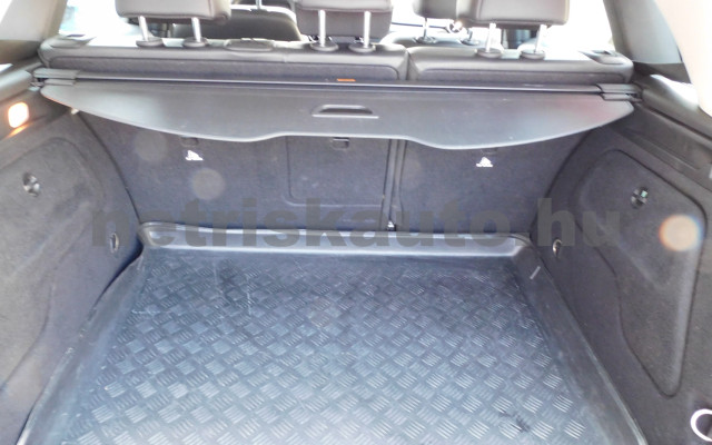 MERCEDES-BENZ B-osztály B 200 7G-DCT személygépkocsi - 1991cm3 Benzin 121197 10/12