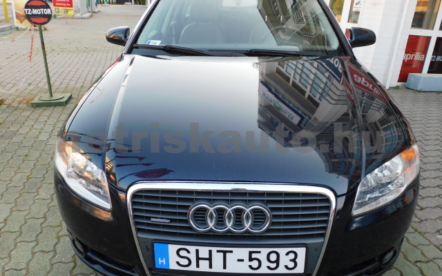AUDI A4 3.0 V6 TDI DPF quattro tiptronic személygépkocsi - 2976cm3 Diesel 121188 4/12